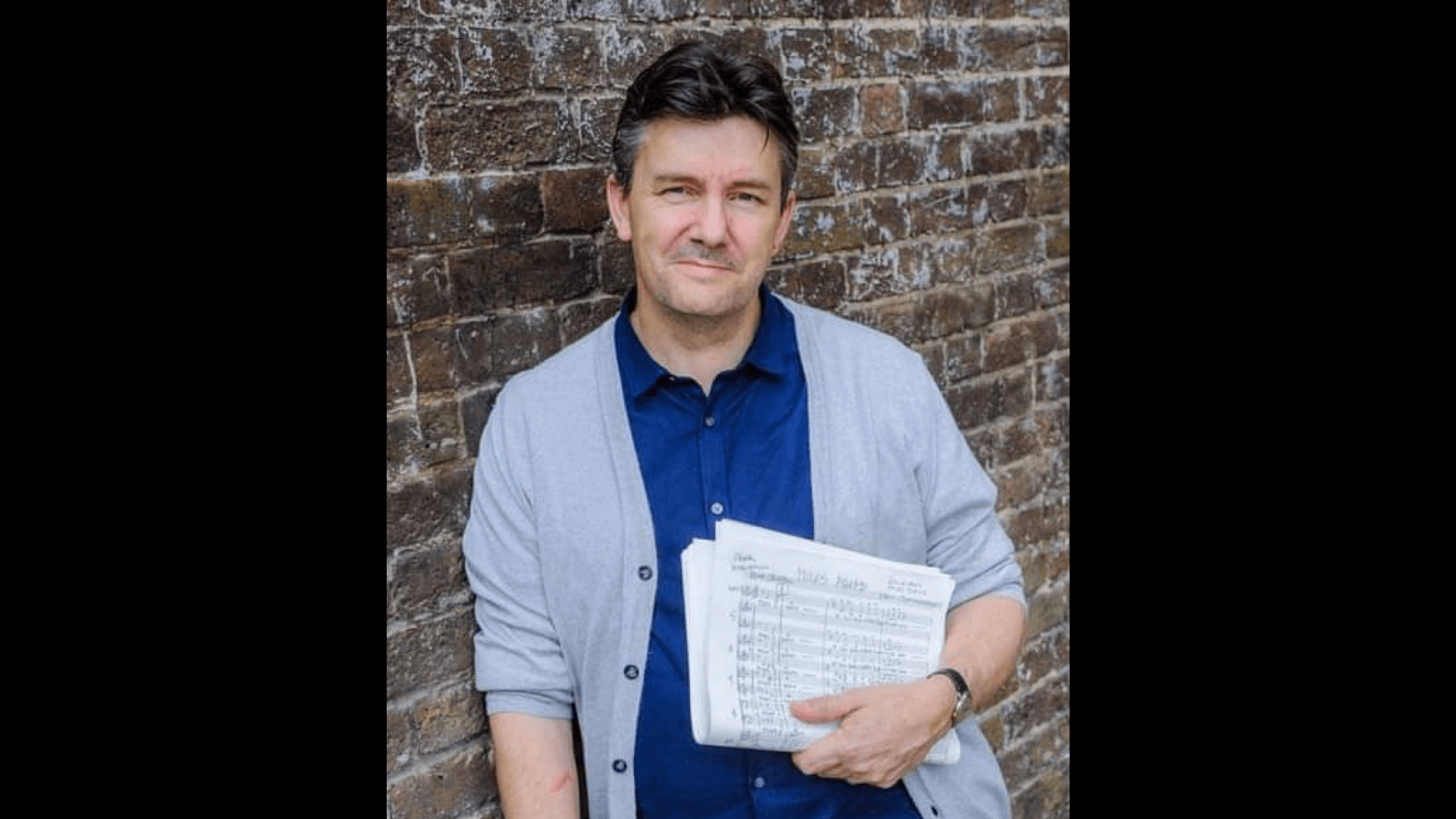 Pete Churchill liggande